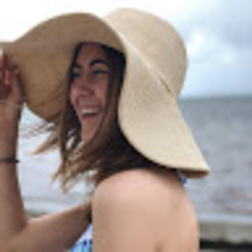 Meet your Posher, Liza